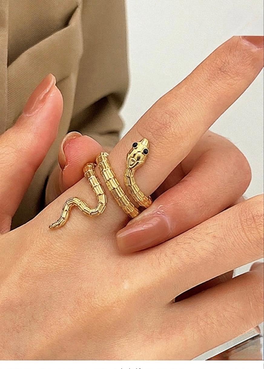 The SERPENTINE ring